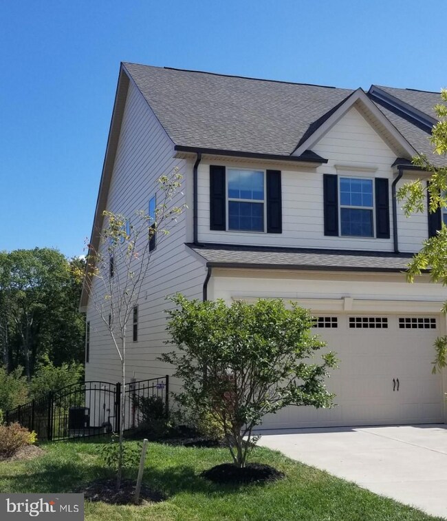 2187 Hemlock Bay Rd, Dumfries, VA 22026 - photo 2