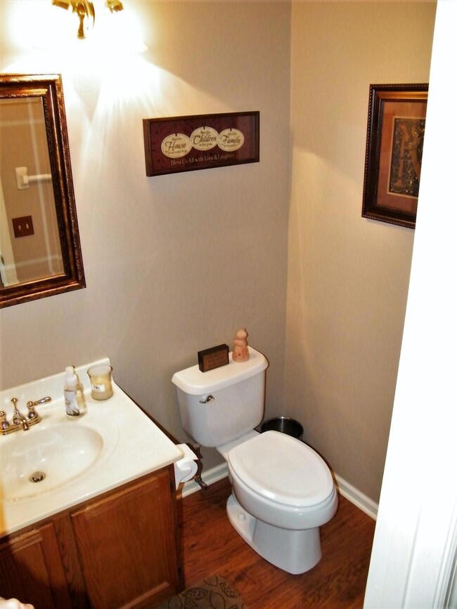 326 Marjoram Dr, Columbus, OH 43230 - photo 5