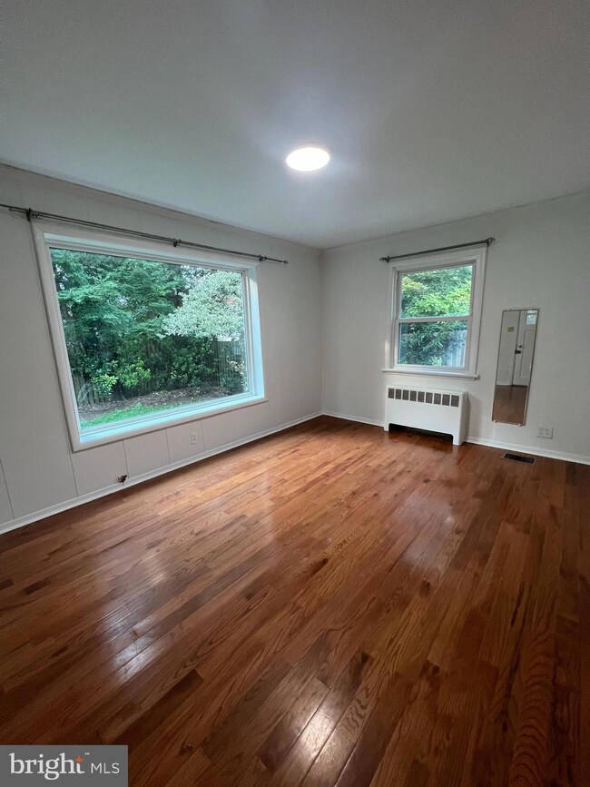 845 Delmont Dr, Wynnewood, PA 19096 - photo 5