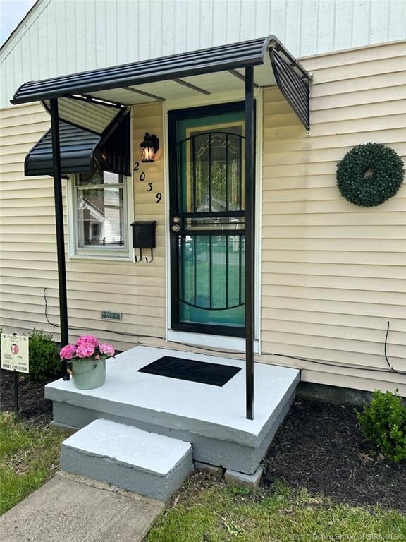 2039 McDonald Ave, New Albany, IN 47150 - photo 2