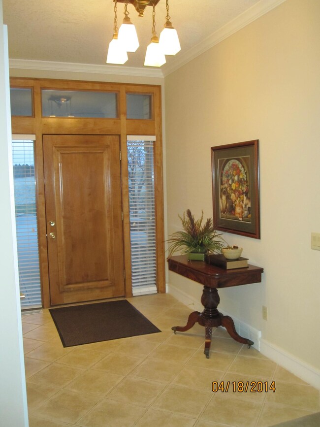 Front door/foyer