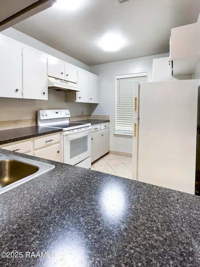 b64e58579fda1642ed26c250095cfb29aa5c242a