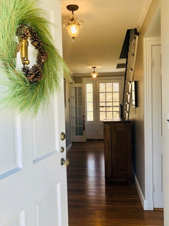 33 Derby Ln, Weston, MA 02493 - photo 2