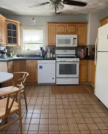 75 Elm St unit 2, Woburn, MA 01801 - photo 6