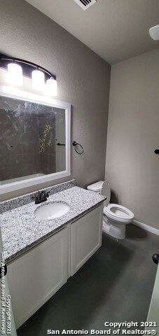 901 E Seideman St unit 2, Seguin, TX 78155 - photo 7