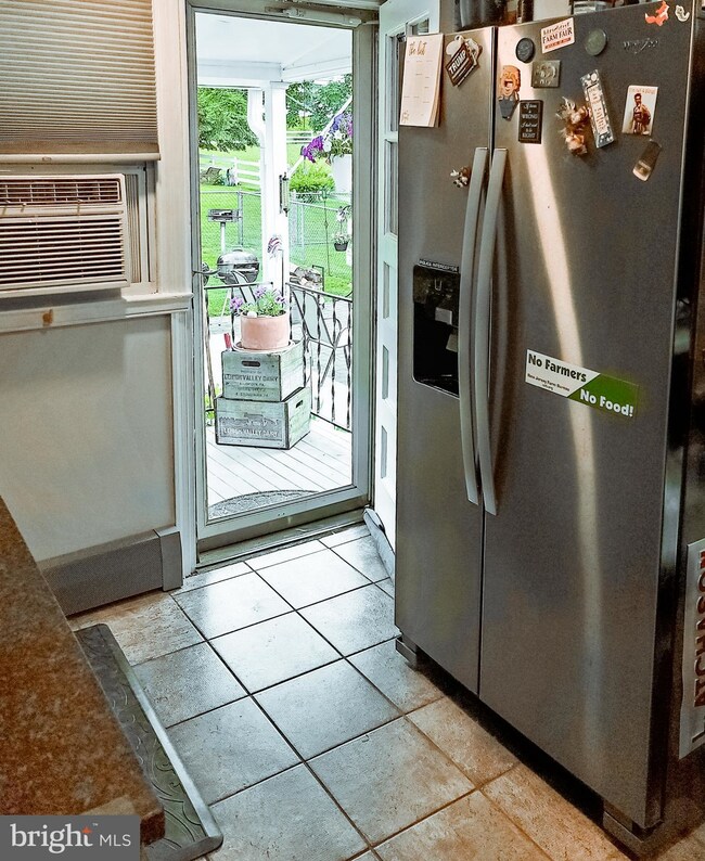 378 Juliustown Rd, Columbus, NJ 08022 - photo 5