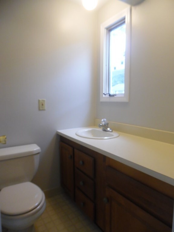 19 Cozzens Ave unit 1, East Providence, RI 02915 - photo 3