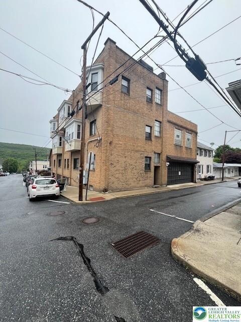 201 E Kline Ave unit 1, Lansford, PA 18232 - photo 2