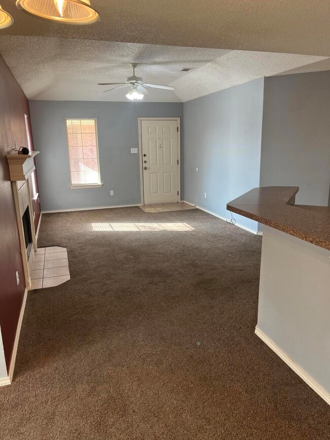 3102 110th St unit B, Lubbock, TX 79423 - photo 5