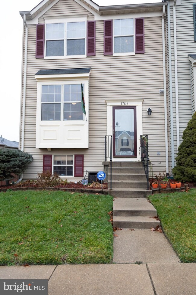 17414 Cosgrove Way, Dumfries, VA 22026 - photo 2