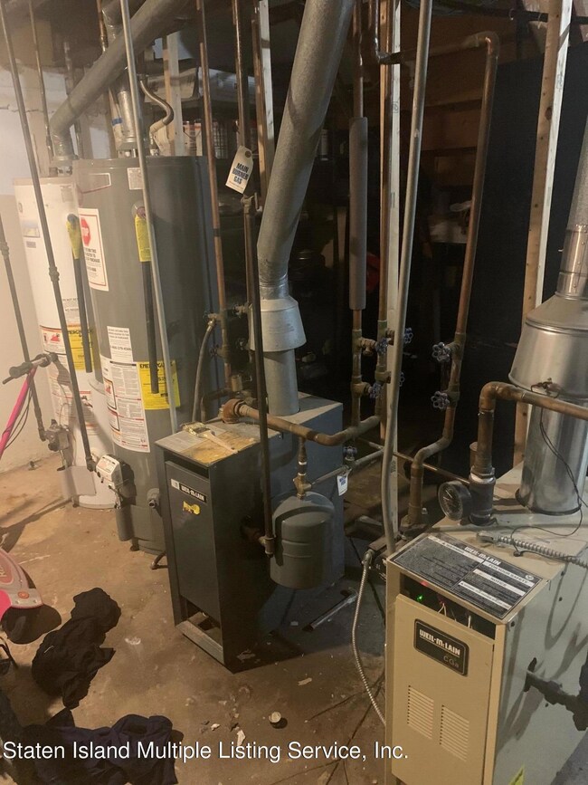 247 Ada Dr, Staten Island, NY 10314 - photo 6