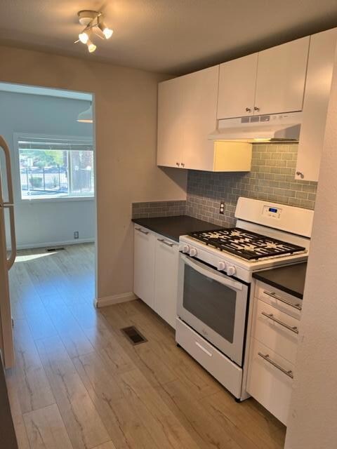 15 Circle A Dr, Palm Desert, CA 92260 - photo 2