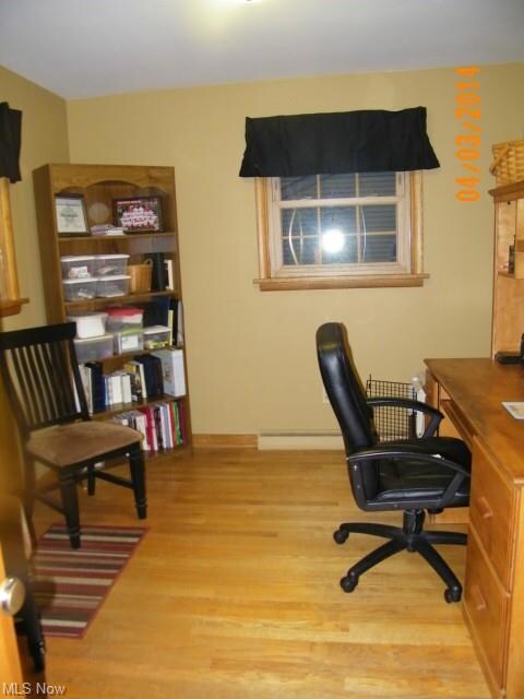 Office or 4th bedroom - there is a closet!