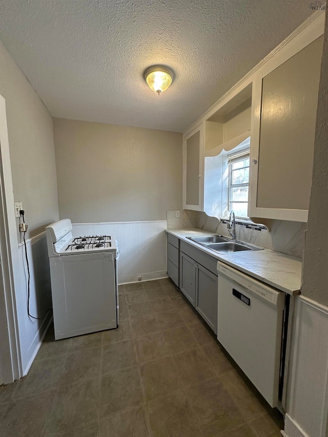 1657 Keeler Ave, Wichita Falls, TX 76301 - photo 6