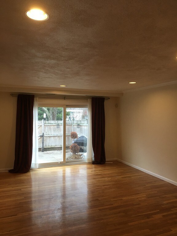 23 Williams St unit 23, Brookline, MA 02446 - photo 6