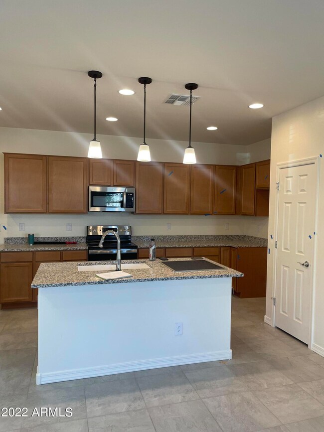 VHC 335 Kitchen