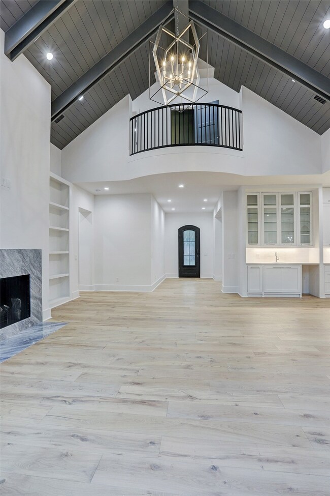 10046 Briar Dr, Houston, TX 77042 - photo 3