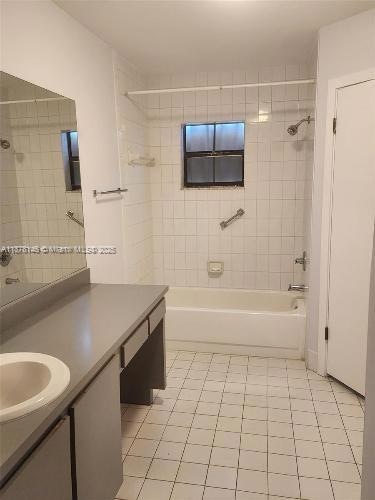 559 SW 88th Place E, Miami, FL 33174 - photo 3