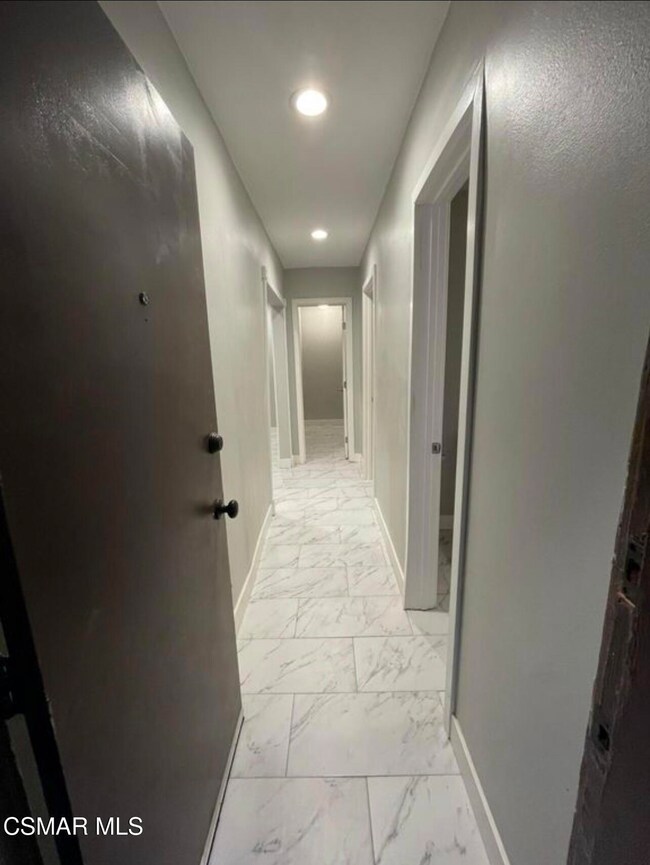 3058 Crescent Way, Thousand Oaks, CA 91362 - photo 4