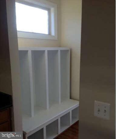 42689 Ashburn Tillett Dr, Ashburn, VA 20148 - photo 7