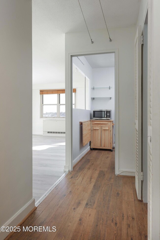 Riverview Towers unit 7D, Red Bank, NJ 07701 - photo 6
