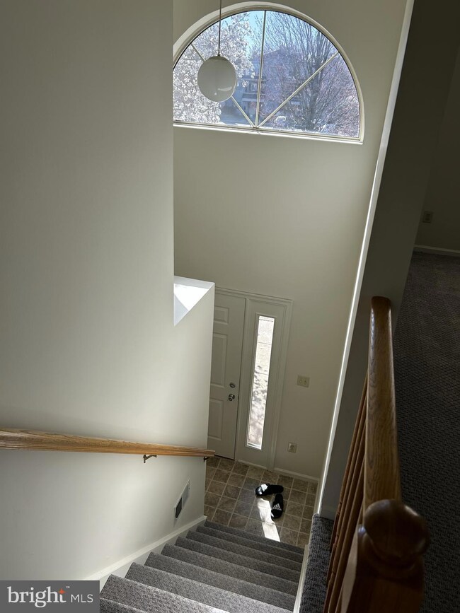 3306 Waltham Ct unit 204, Yardley, PA 19067 - photo 5