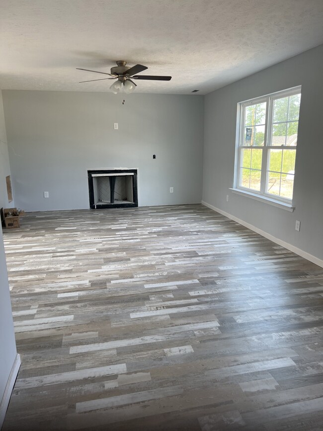 134 Timber Cir, Manchester, TN 37355 - photo 4