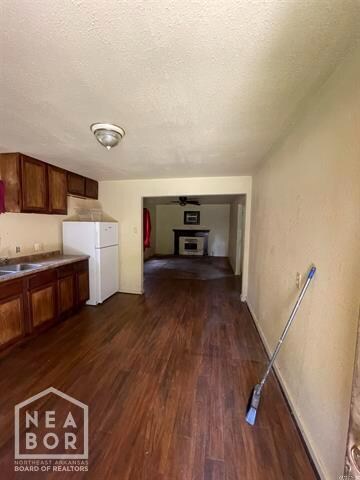 1105 Royal St, Paragould, AR 72450 - photo 2