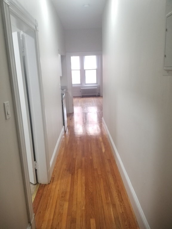 891 Massachusetts Ave unit 12A, Cambridge, MA 02139 - photo 2