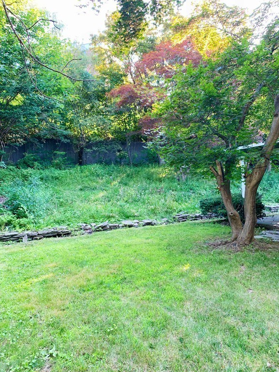 141 W Mountain St, Worcester, MA 01606 - photo 3