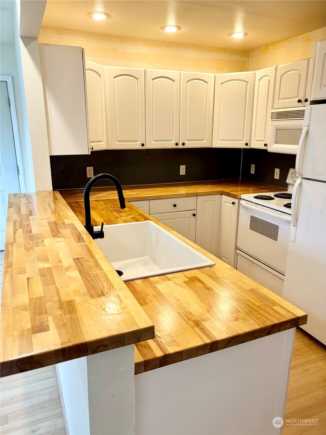 711 S Rock St, Centralia, WA 98531 - photo 6