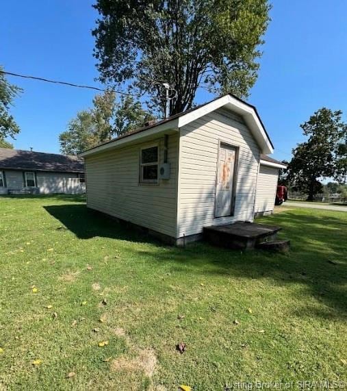 390 S High St, Austin, IN 47102 - photo 2