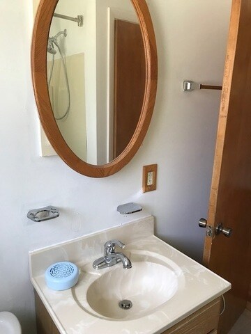 2272 Magnolia St, Des Plaines, IL 60018 - photo 4