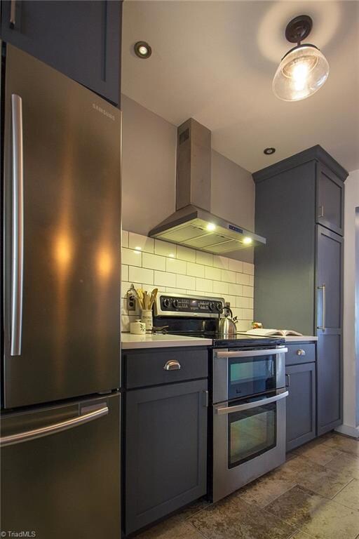 A stunning custom kitchen!