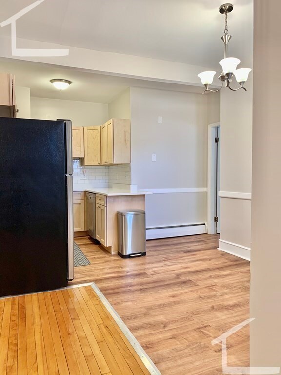 170 Winthrop Rd unit 4, Brookline, MA 02445 - photo 2