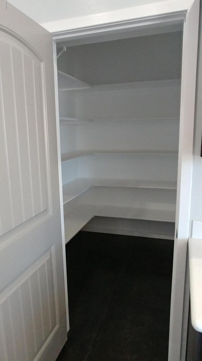 Steinbrecher - Kitchen pantry