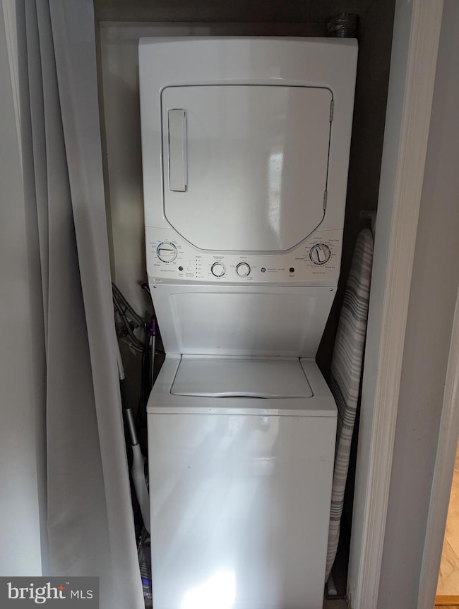 5940 Cove Landing Rd unit 304, Burke, VA 22015 - photo 6