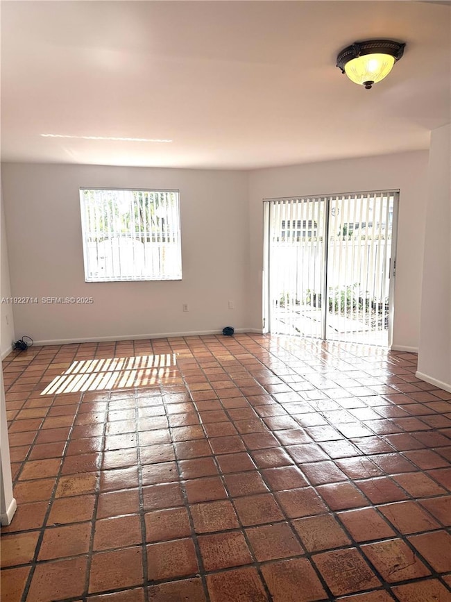6860 SW 45th Ln unit 4, Miami, FL 33155 - photo 2