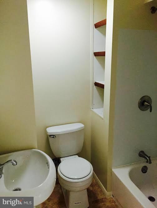 534 Jamestown Ct, Edgewood, MD 21040 - photo 4