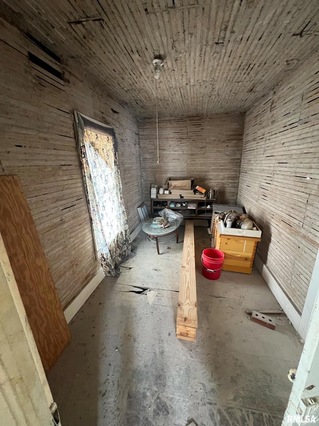 106 E Center St, West Point, IL 62380 - photo 4