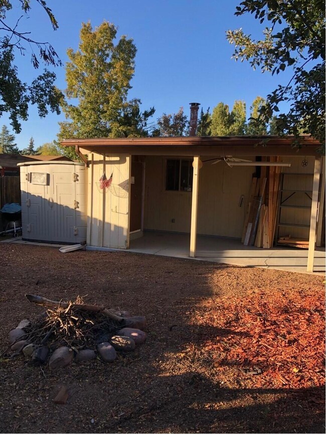 OUTDOOR HOBBY AREA