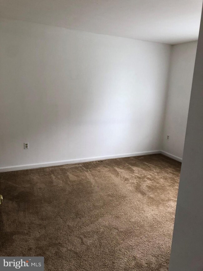 253 Margate Dr, Glen Burnie, MD 21060 - photo 6