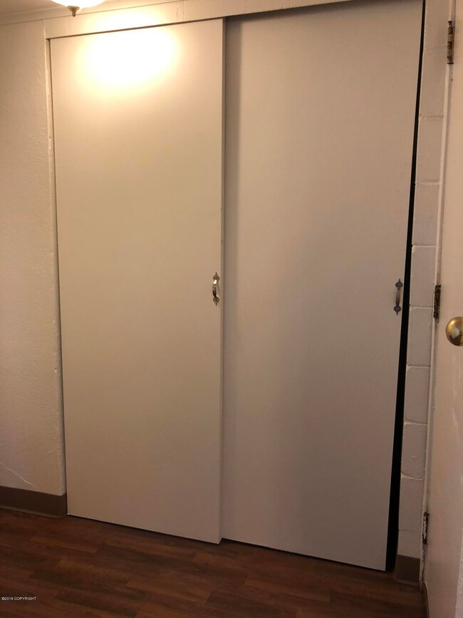 3908 Northwood Dr unit 2, Anchorage, AK 99517 - photo 4