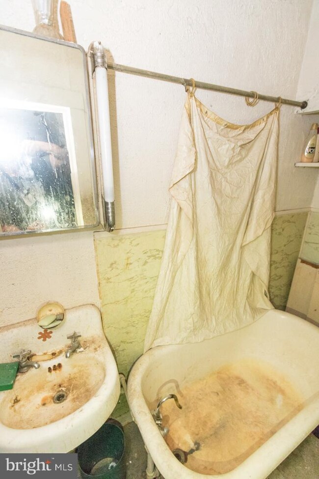 522 N Duncan St, Baltimore, MD 21205 - photo 6