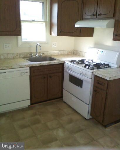 8524 Fowler Ave, Parkville, MD 21234 - photo 5