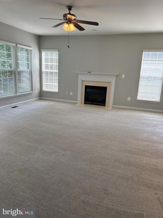 12540 Rickwood Ct, Bristow, VA 20136 - photo 7