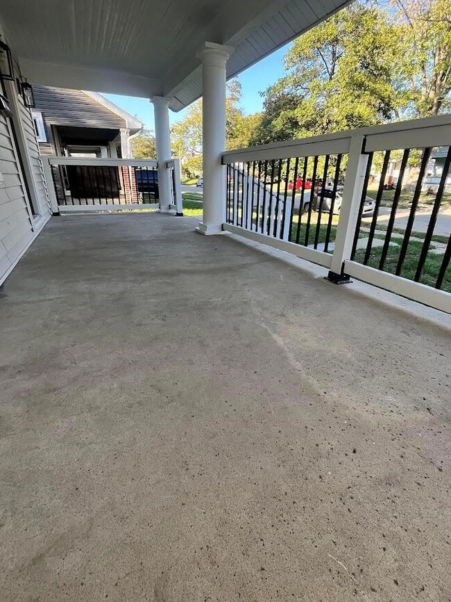 587 S Eureka Ave, Columbus, OH 43204 - photo 3