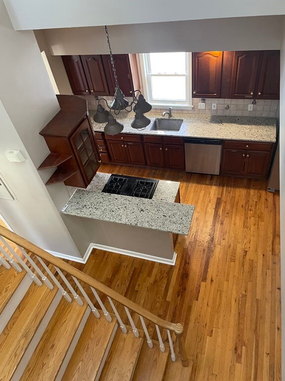 5 Sargent St unit 2, Cambridge, MA 02140 - photo 7