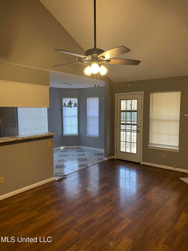 B51CAA38-5885-463D-9AD7-0F28295F0884