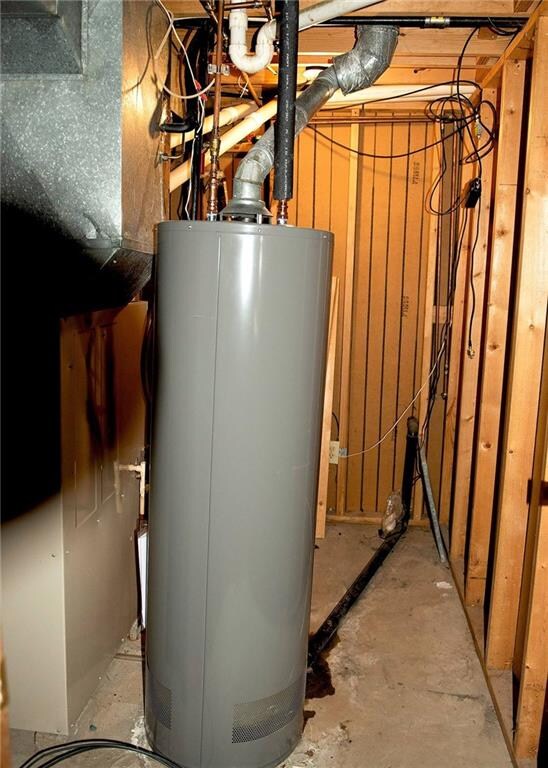 405 S High St, Baxter, IA 50028 - photo 7